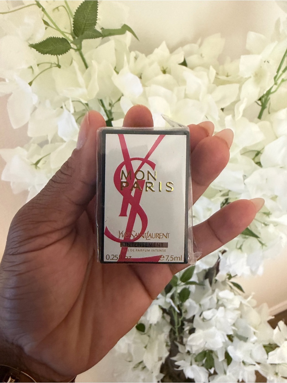 Dior J'adore Mini Perfume - White & Gold Foil - Picture 7 of 8